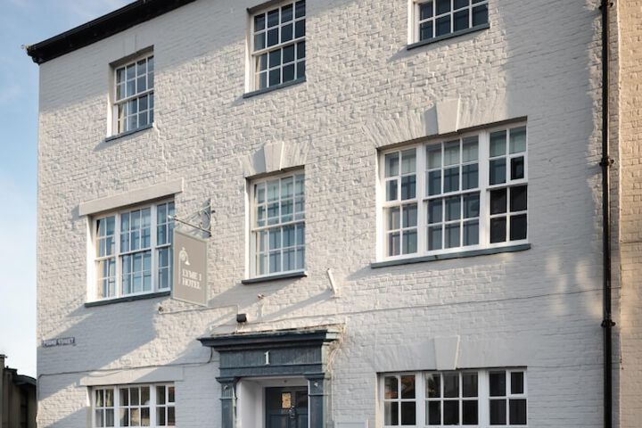Lyme 1 Hotel
