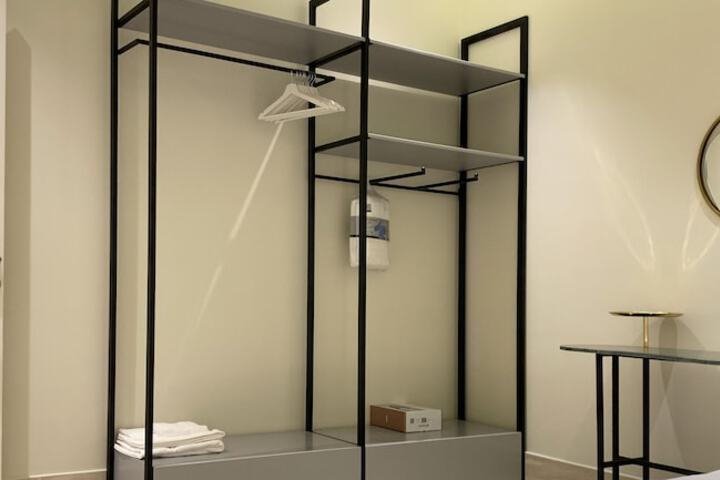 Room 3 of 18