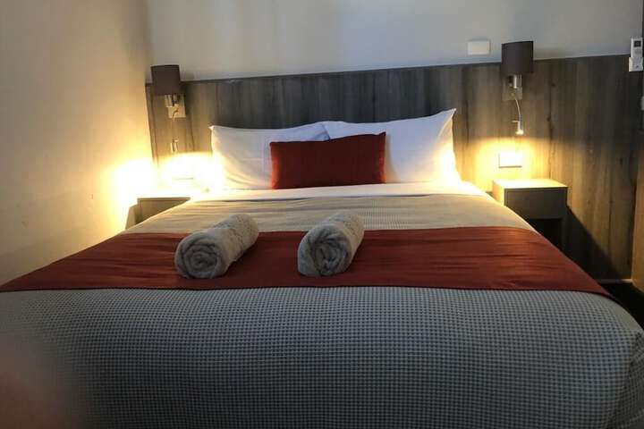 Room 6 of 46