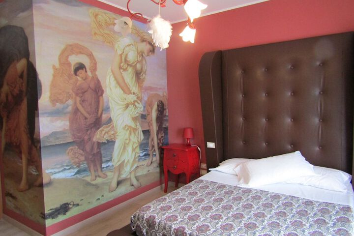 Room 17 of 45