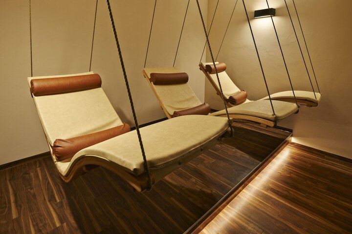 Spa 49 of 65