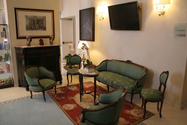 Hotel Interior 8 of 94