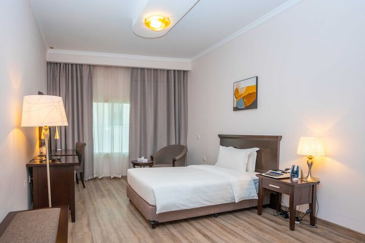 Room 15 of 46