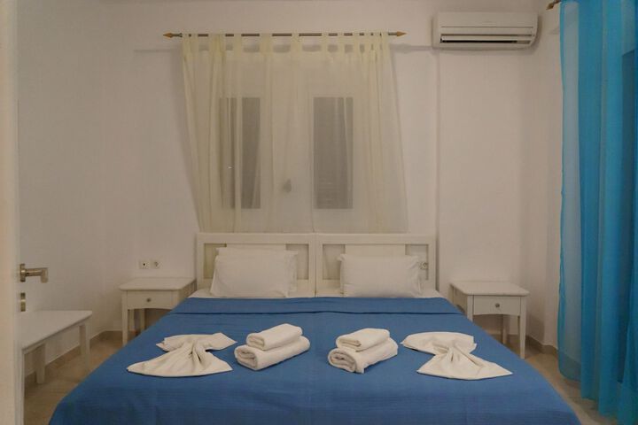 Room 14 of 60