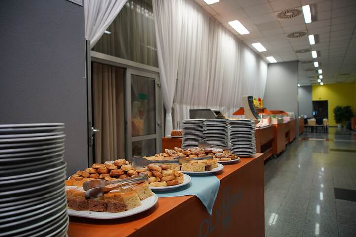 Breakfast/Coffee Service 36 of 47