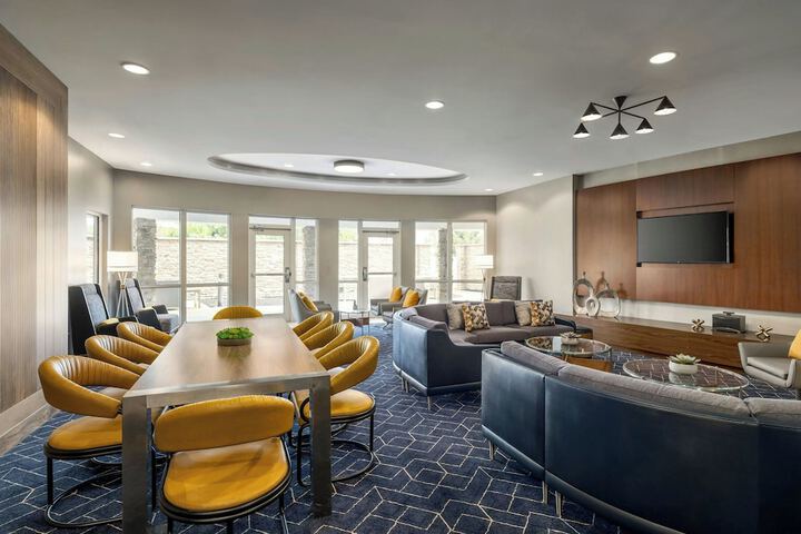 Hotel Interior 4 of 60