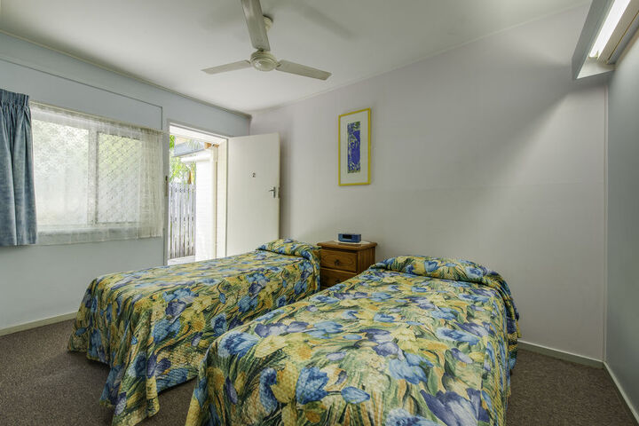 Room 8 of 22