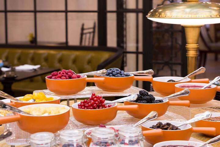 Breakfast/Coffee Service 122 of 216