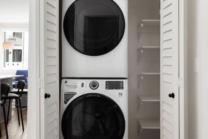 Laundry 38 of 58