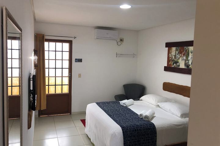 Room 3 of 32