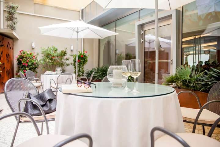 Terrace/Patio 53 of 111