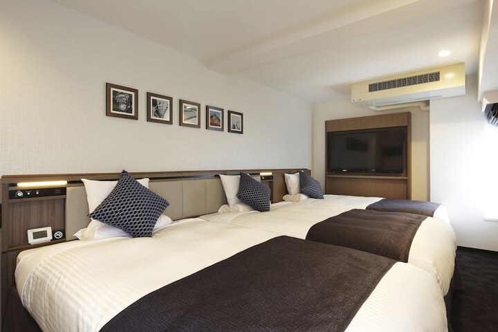 Room 6 of 41
