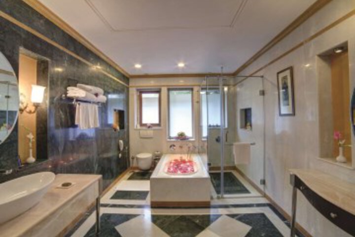 Hotel Interior 3 of 16