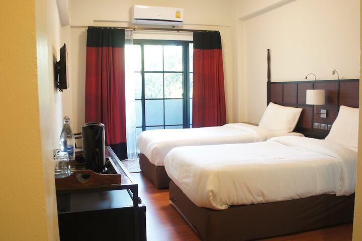 Room 17 of 46