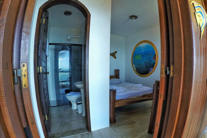 Room 3 of 36