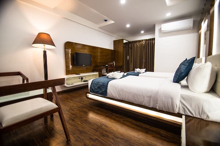 Room 9 of 45