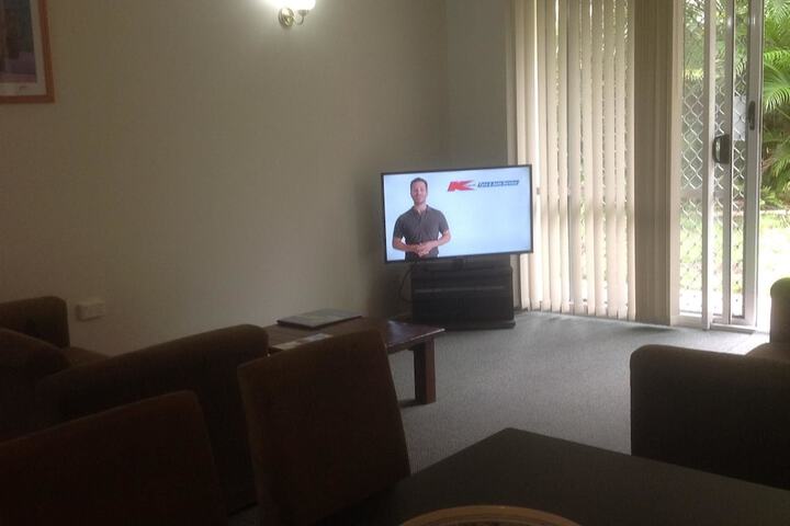 Room 9 of 25