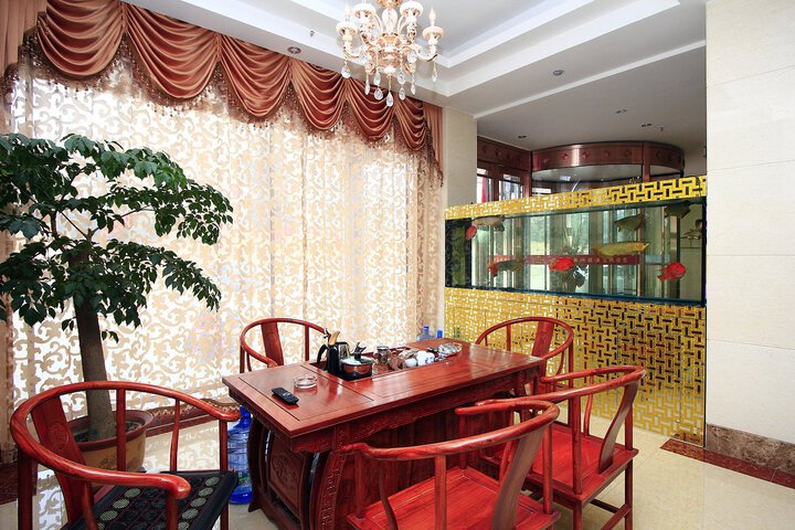 Hotel Interior 8 of 16