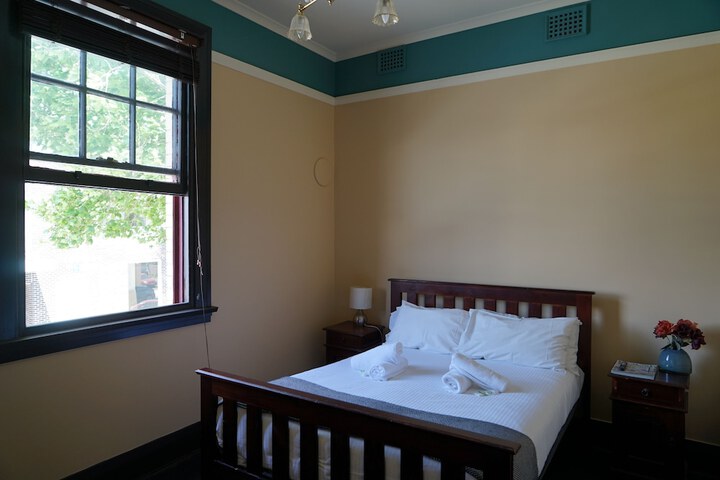 Room 4 of 39