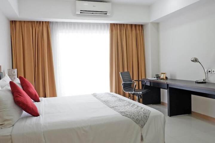 Room 9 of 24
