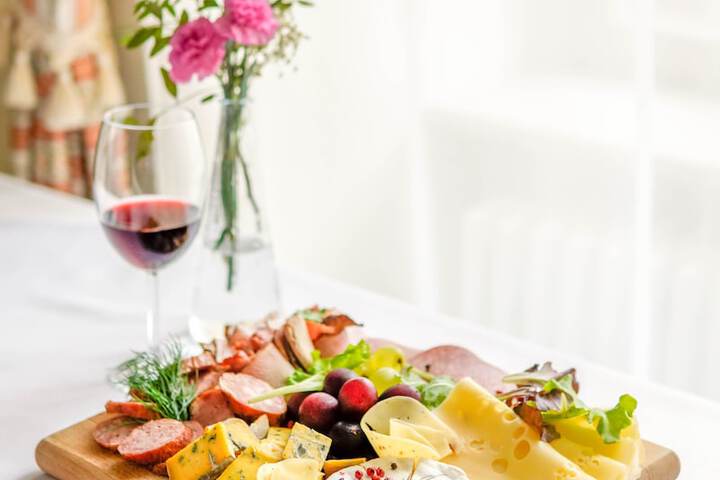 Dining 103 of 130
