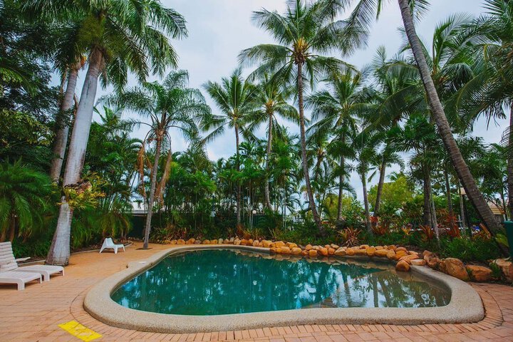 Pool 42 of 58