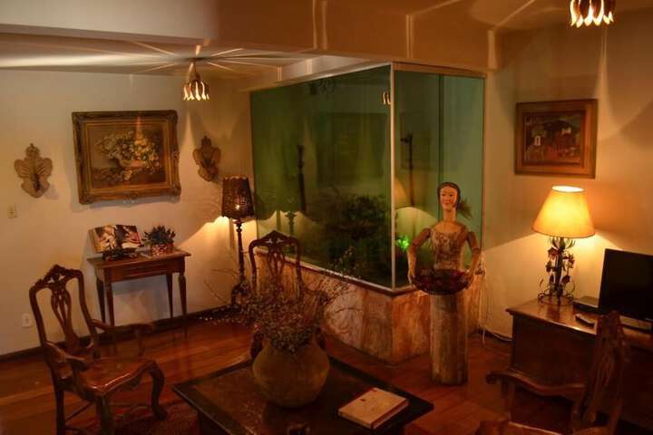 Room 25 of 41