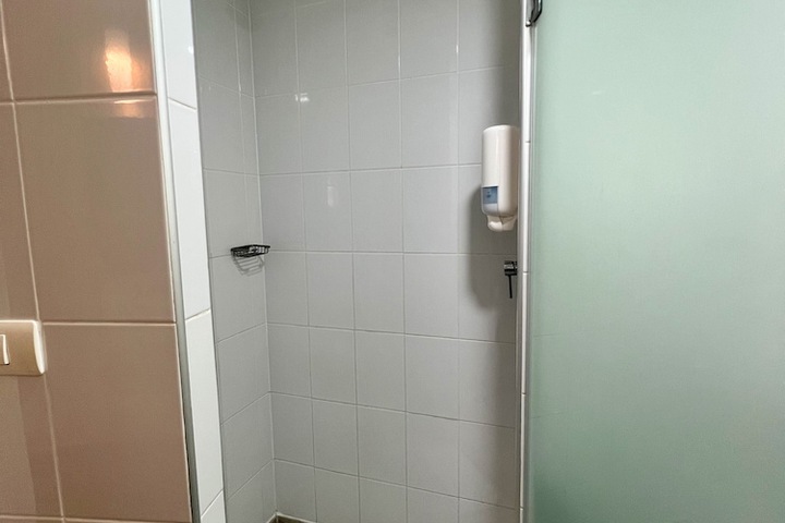Clean Restrooms