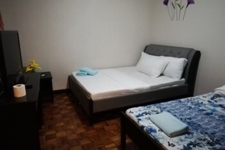 Room 64 of 103