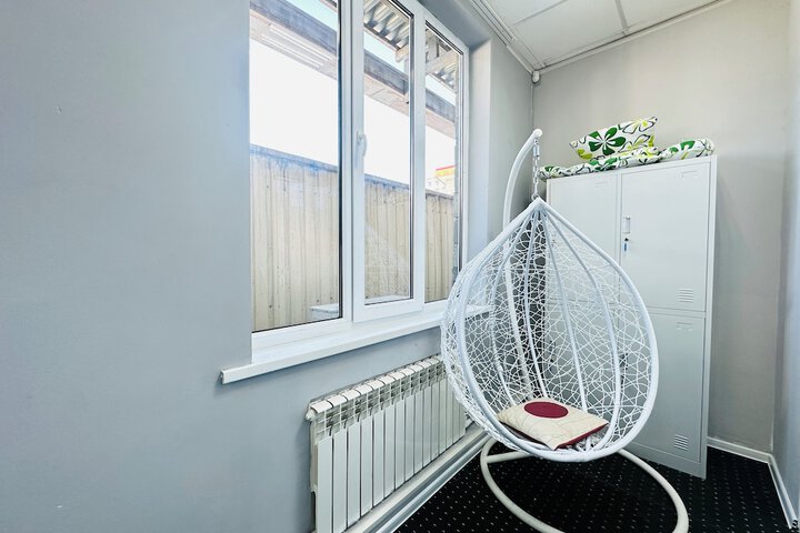 Room 8 of 20