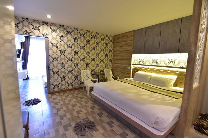 Room 38 of 92