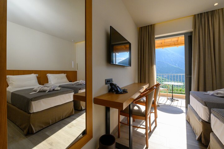 Room 14 of 45