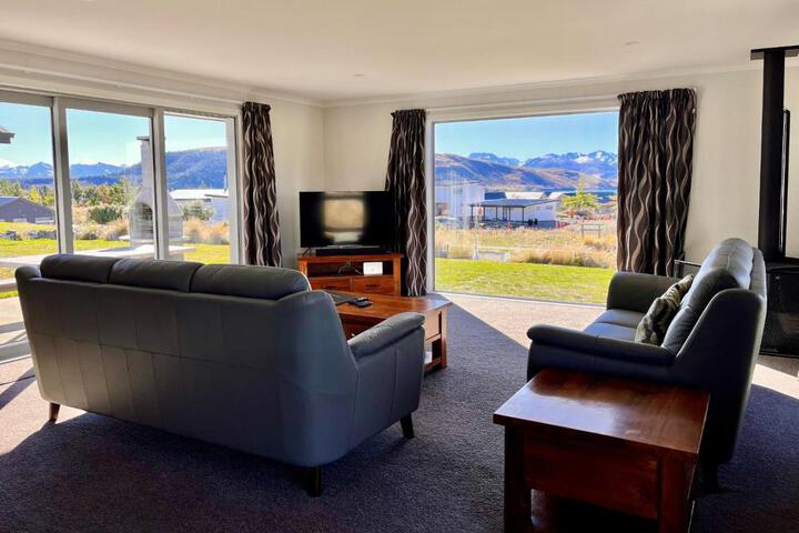 Image of Majestic View - Lake Tekapo