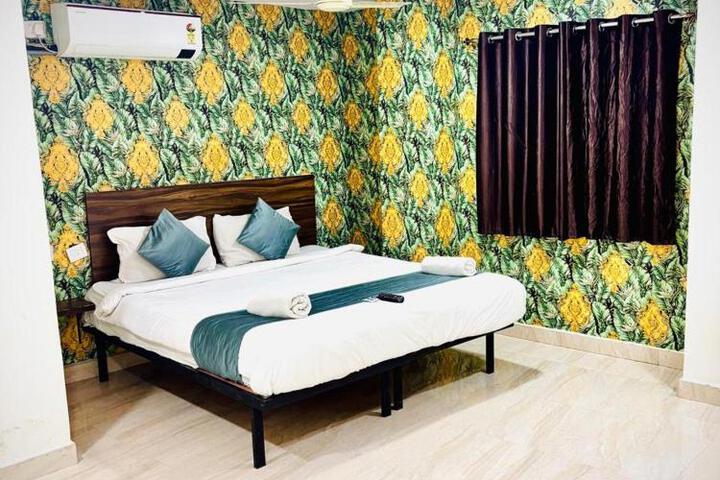 General 6 of 11