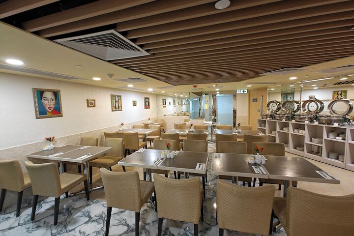 Dining 103 of 117