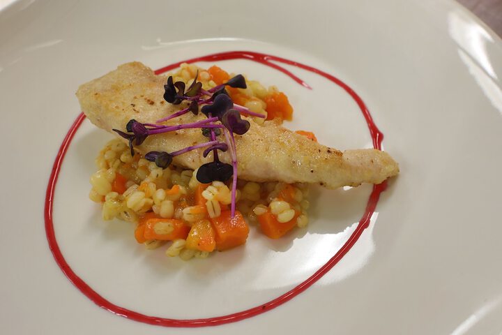Dining 45 of 56