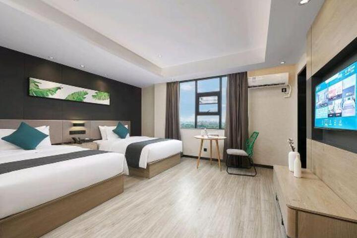U Plus Hotel(Dongguan Dalingshan store)
