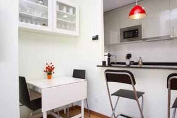 Room 9 of 21