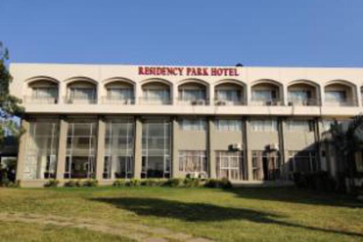 Residency Park Hotel