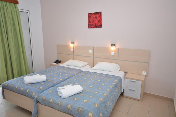 Room 6 of 57