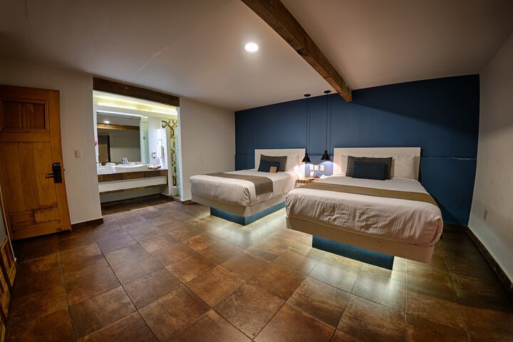 Room 19 of 225