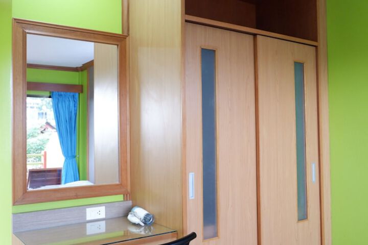 Room 20 of 39