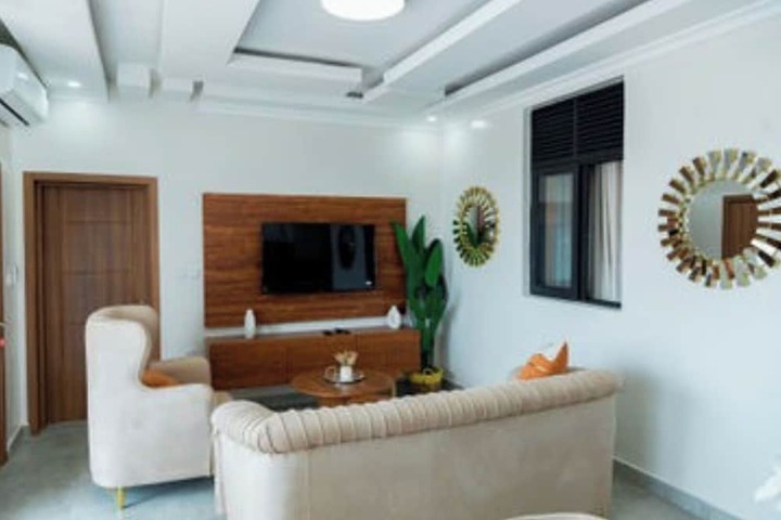 Room 25 of 40