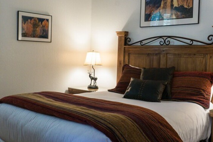 Room 5 of 30
