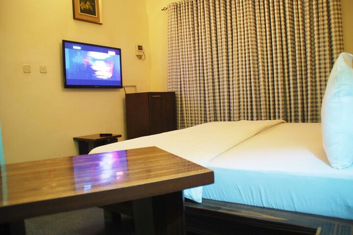 Room 7 of 22