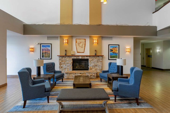 Lobby Photos