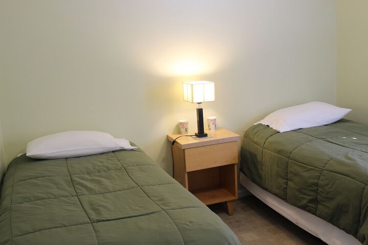 Room 16 of 110