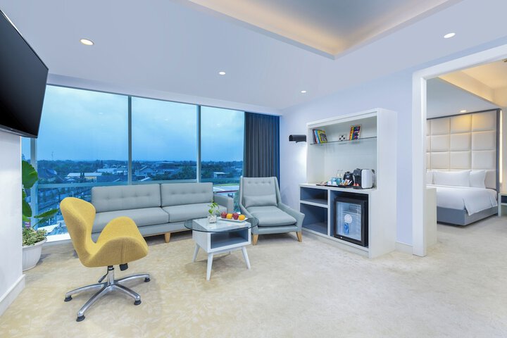 Room 19 of 43