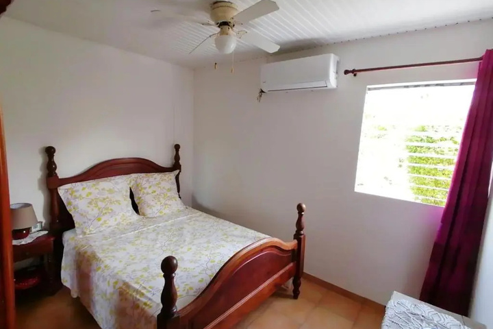 Room 2 of 11