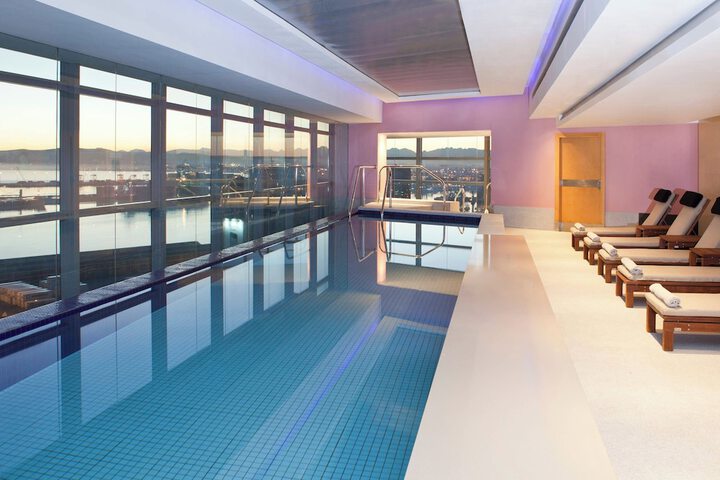 Pool 44 of 143